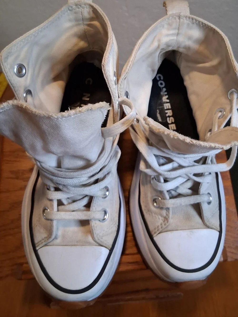 Platform High-Top Converse All Star Canvas Sneakers in Cream Sz 6